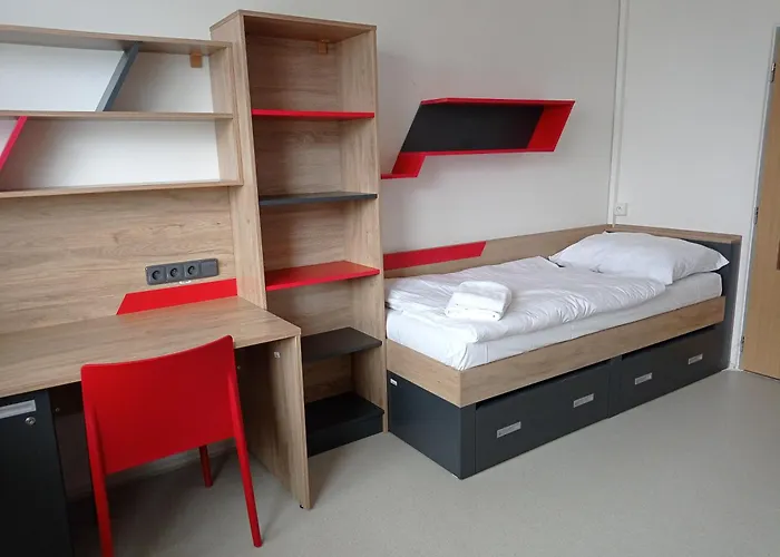 Koleje Vinarska Hotel